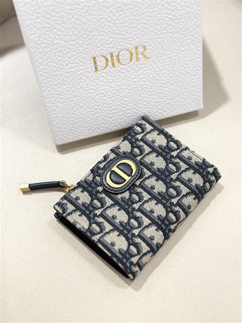 dior new 30 montaigne|dior 30 montaigne wallet.